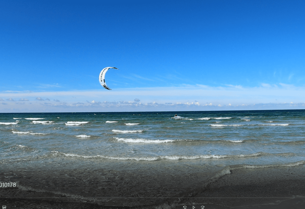 Kite Surfer Skanör Beach