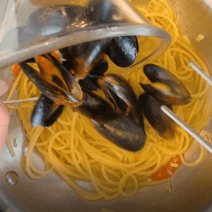 Add Mussels